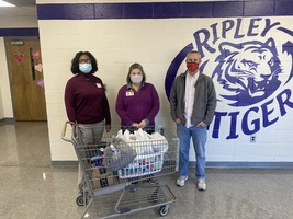 Mary's Chapel Baptist Church Supports RMS Students